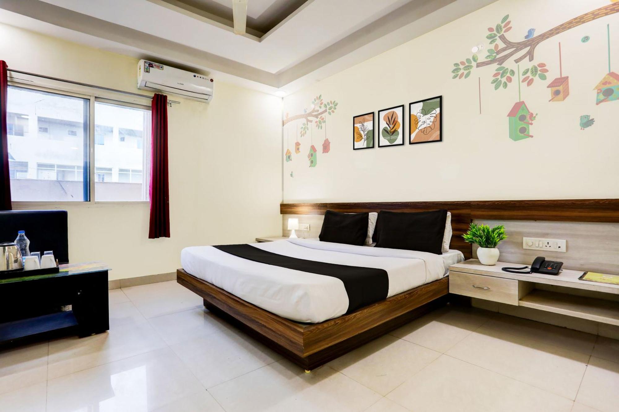 Super Townhouse Hoshangabad Road Near Aashima Mall Samarda Kaliasot Екстер'єр фото