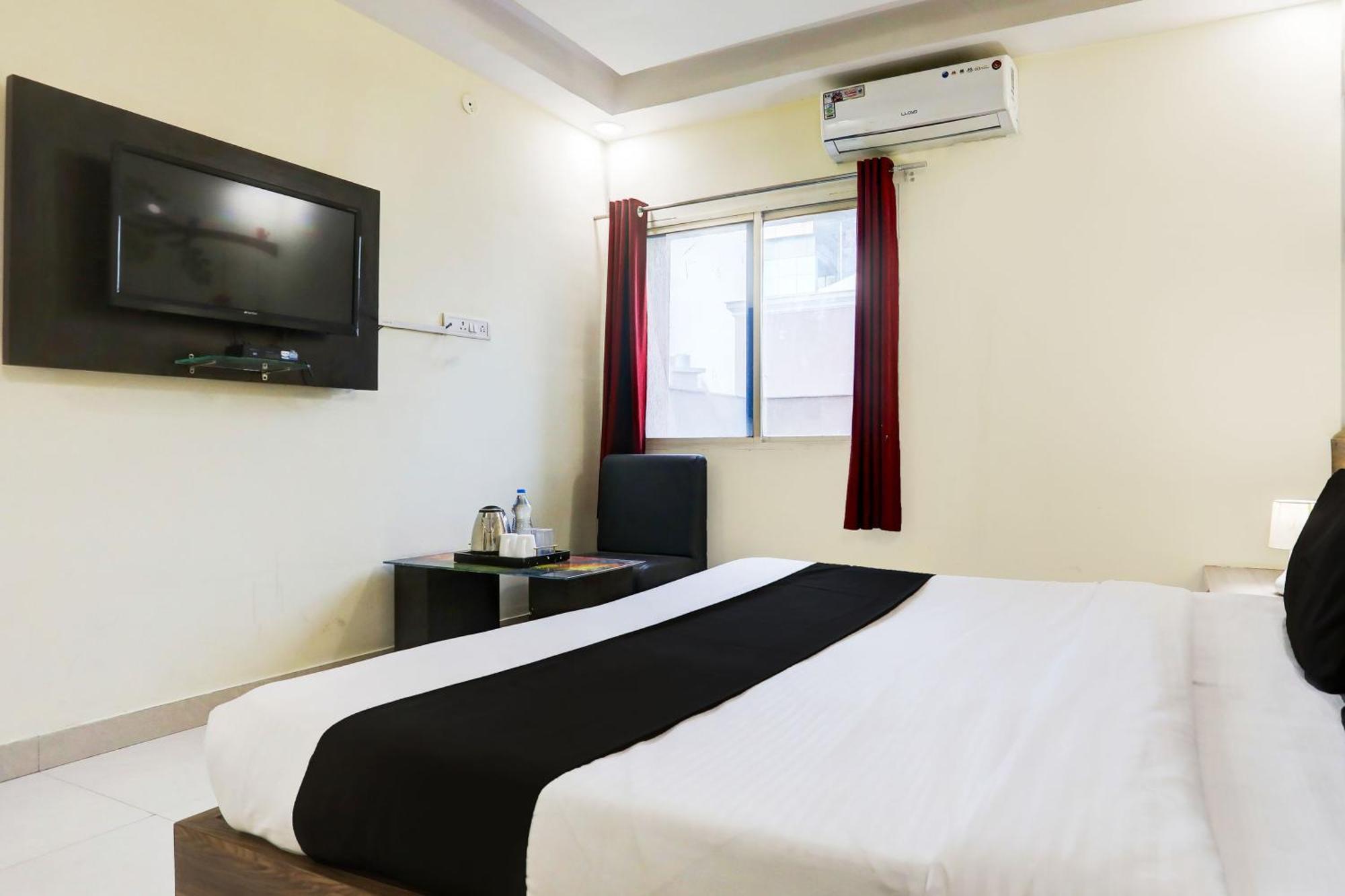 Super Townhouse Hoshangabad Road Near Aashima Mall Samarda Kaliasot Екстер'єр фото