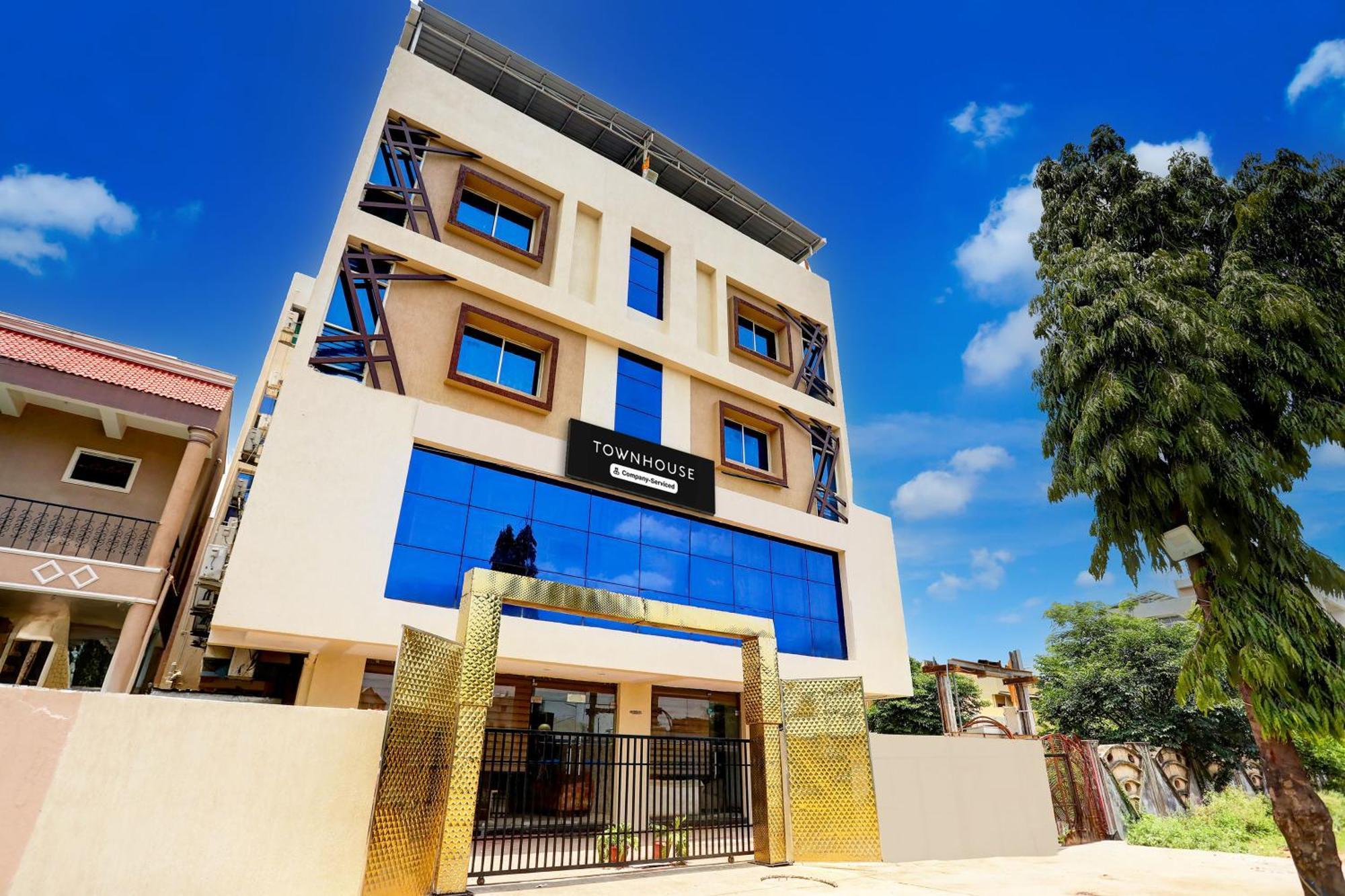 Super Townhouse Hoshangabad Road Near Aashima Mall Samarda Kaliasot Екстер'єр фото
